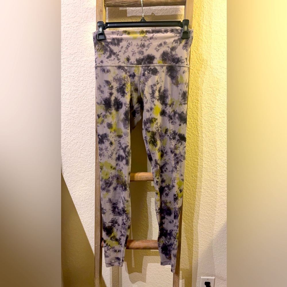 Lululemon Tie Dye Leggings. Sz 6
